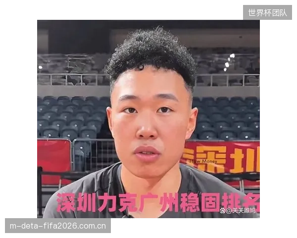 深圳队核心贺希宁凭借赛季稳定且全面的表现，首次荣膺常规赛最有价值球员。